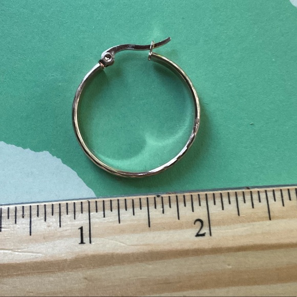 ๐ธ 18k Rose Gold Plated Hoops ๐ธ - Picture 5 of 5